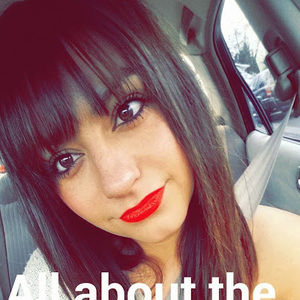 Meet your Posher, Marisa